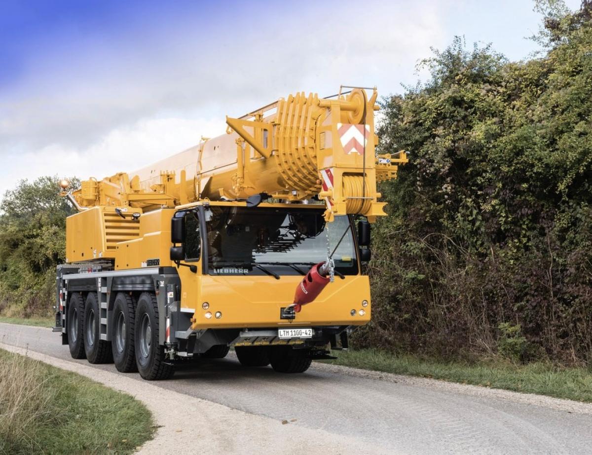 Achat d’une grue mobile : le guide mis à jour par la profession