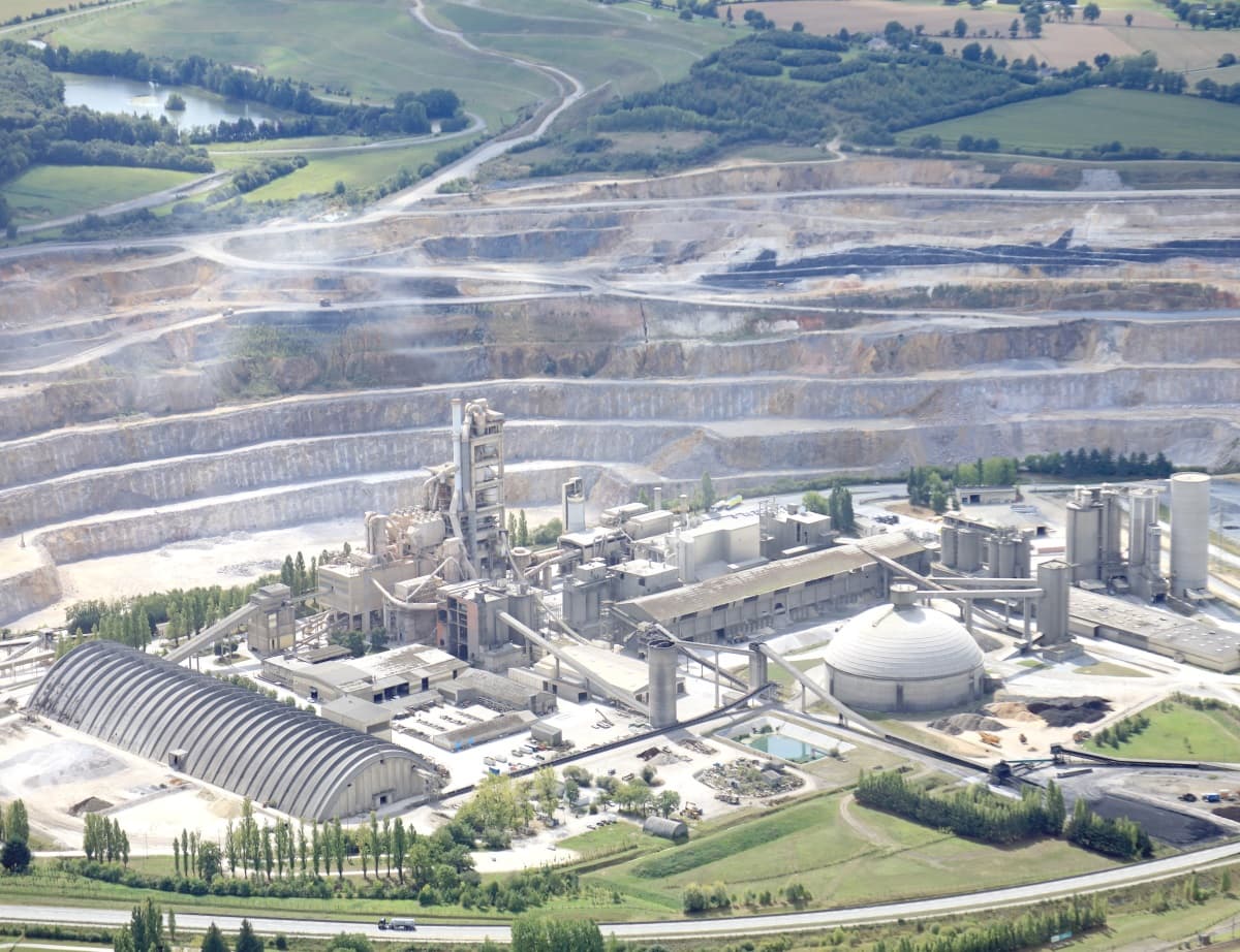 carriere lafarge la tour blanche