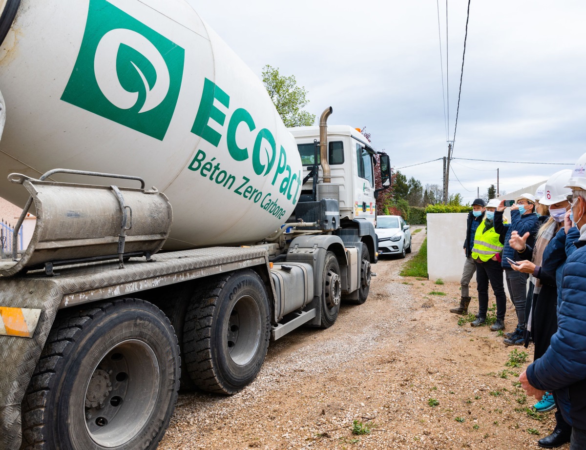 Croissance exponentielle pour le béton bas carbone de Lafarge