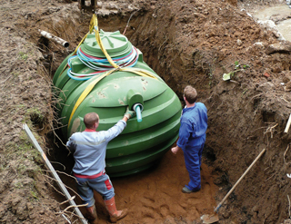 Cuve de stockage de récupération d'eau de pluie et eaux usées 2000