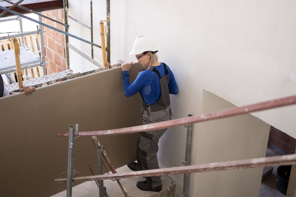 L’intégration des femmes dans les métiers du Bâtiment : état des lieux