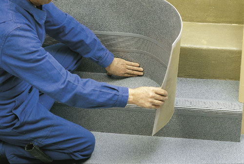 Poser des marches intégrales en PVC Mise en oeuvre Revêtements de Poser des marches intégrales en PVC Mise en oeuvre Revêtements de