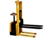 Electric stacker 1000