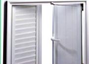 Portes à panneaux PVC