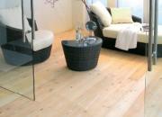 LAMES DE PARQUET EN BOIS MASSIF