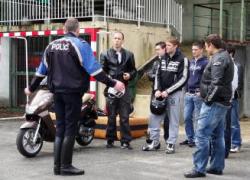 Les apprentis de Rueil sensibilisés aux dangers des « 2 roues »
