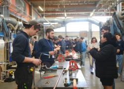 Une philosophie de travail et de vie : les Compagnons du devoir et du tour de France