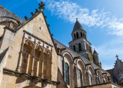 Notre-Dame-la-Grande, Poitiers : sauver un patrimoine architectural et pictural en danger