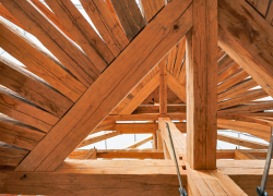 Notre-Dame enlève le bas