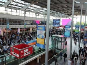 Intersolar 2021 : les panneaux photovoltaïques atteignent et dépassent 700 Wc