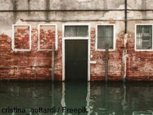 L’hôtel de police de Lille-Sud doit être en partie évacué à cause de fissures. © HM / Lille actu / Archives