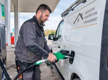 Carburants : le gouvernement écarte la pénurie malgré les ruptures dans les stations