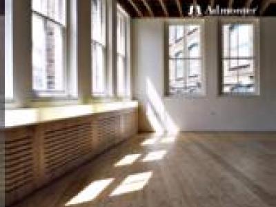 Mélèze avec noeuds