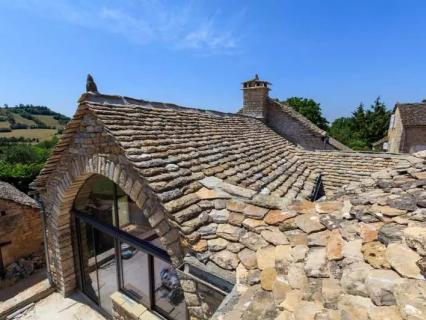 Et si vous deveniez couvreur lauzier ? Découvrez deux parcours de formation