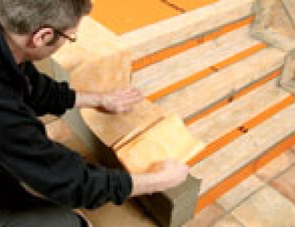 Carreler Un Escalier Exterieur En Une Journee Mise En Oeuvre