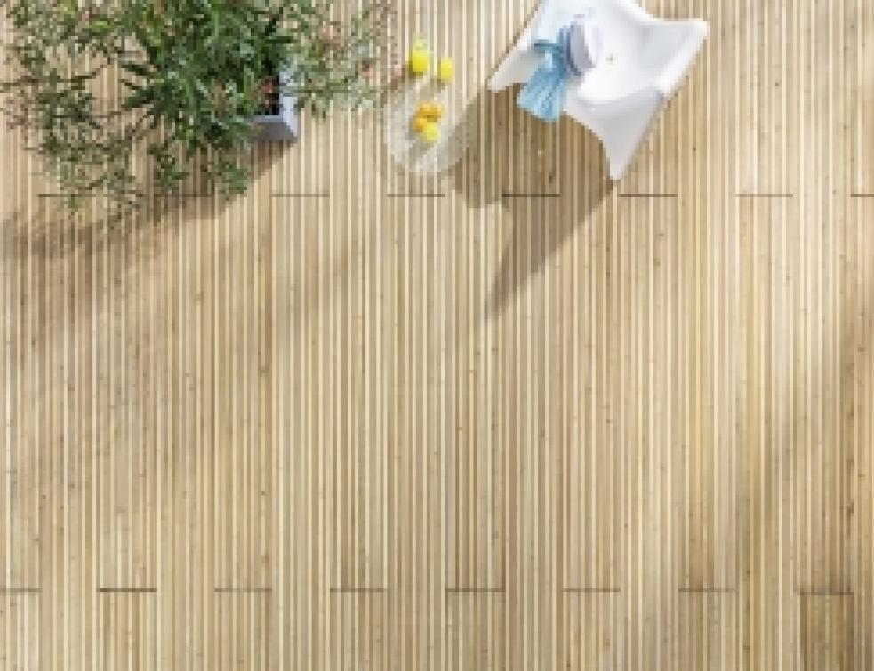 La terrasse en kit PINUTEX : une pose facile pour un repos immédiat La terrasse en kit PINUTEX : une pose facile pour un repos immédiat